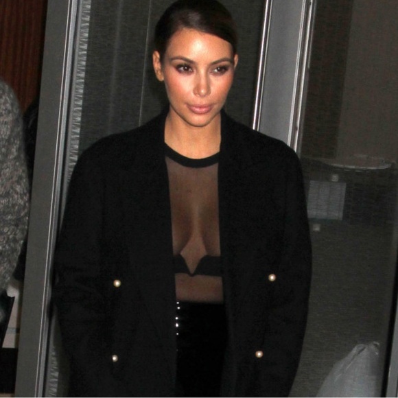 Aritzia Tops - Aritzia Wilfred Free Mesh T Shirt Sz M